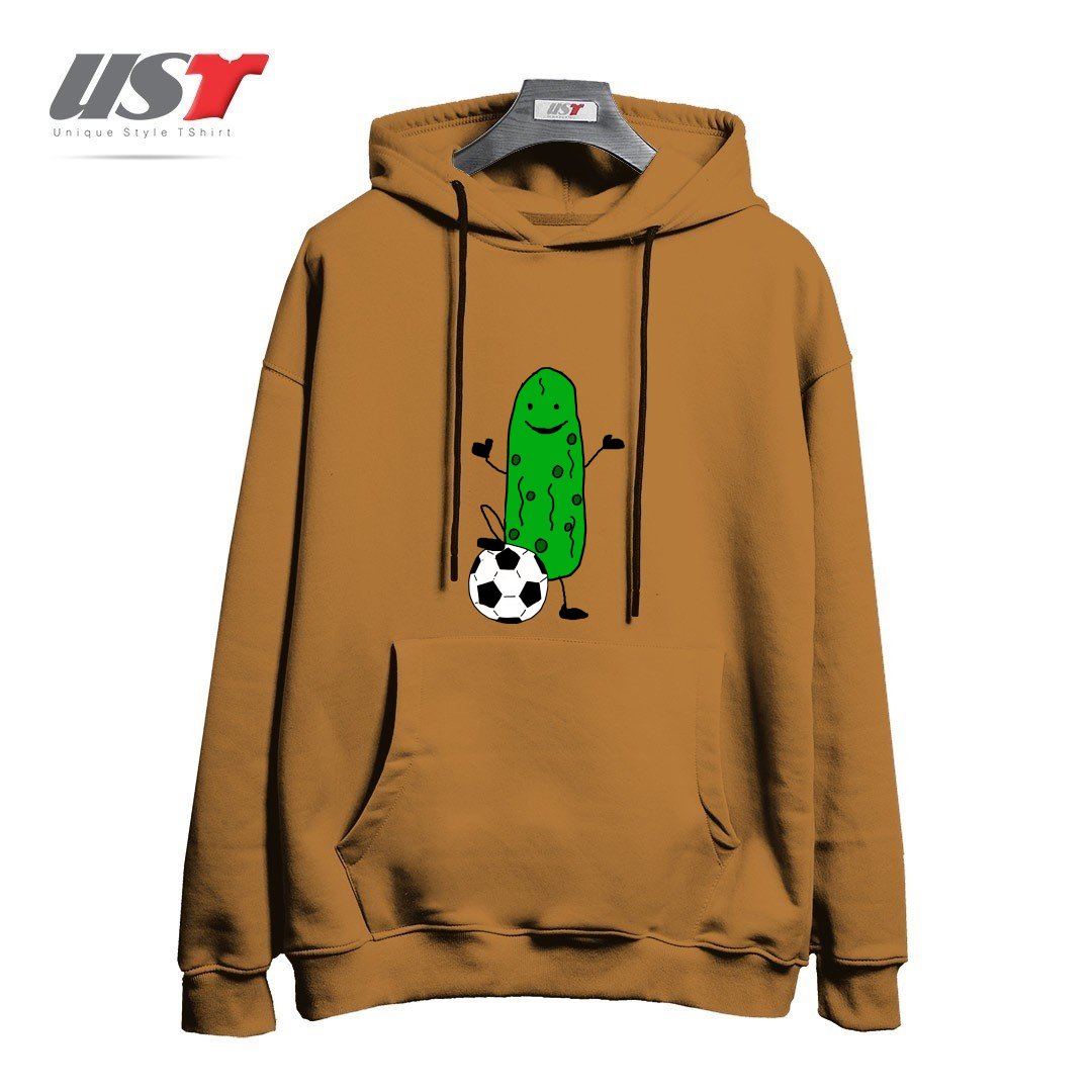 هودی اورسایز طرح FUNNY DILL PICKLE PLAYING SOCCER SPORTS CARTOON