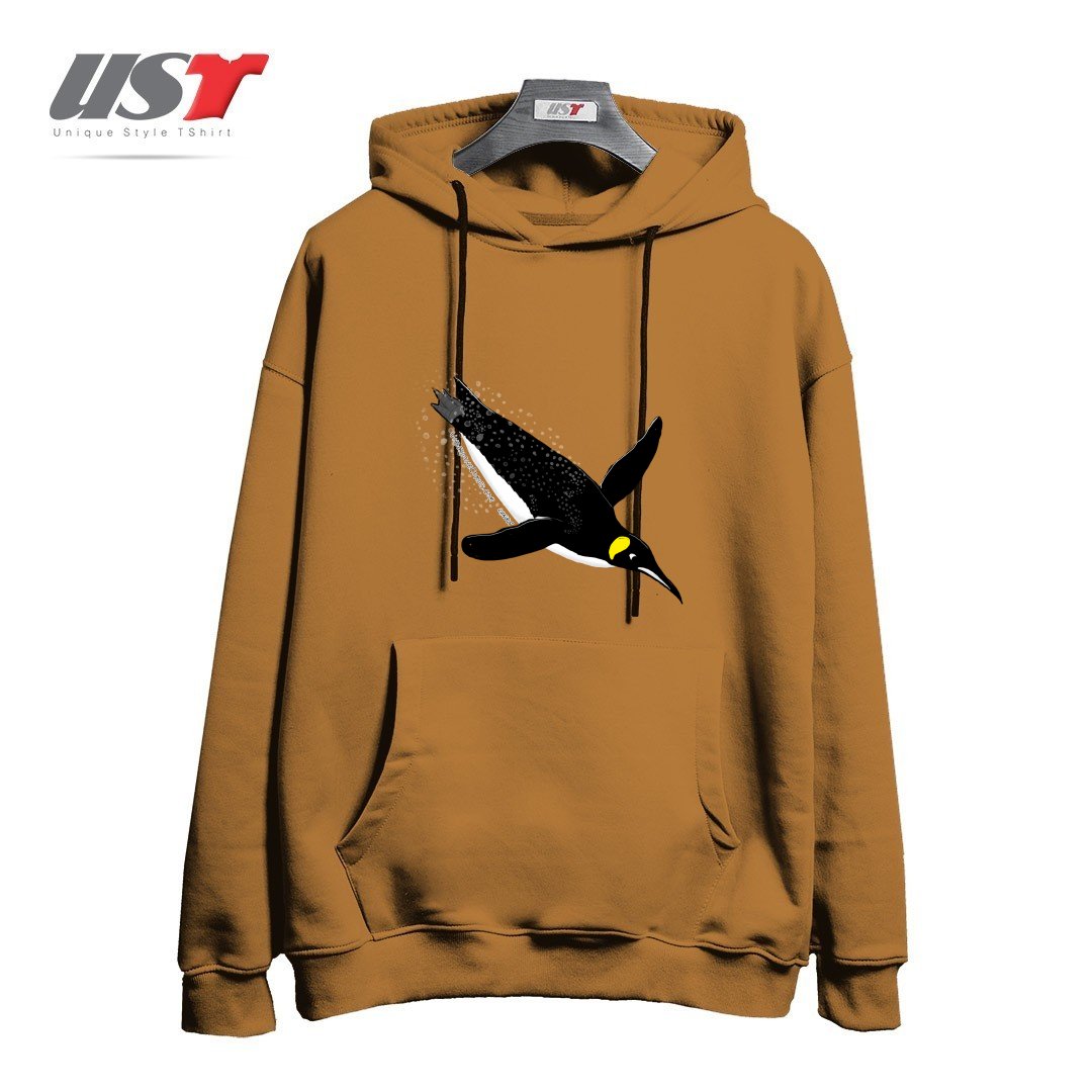 هودی اورسایز طرح FLY WITH THE KING PENGUIN