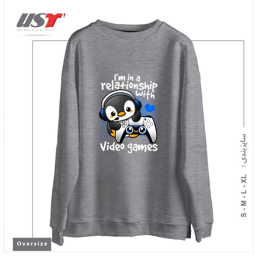 طرح PENGUIN RELATIONSHIP WITH VIDEO GAMES سوییشرت اورسایزرنگ طوسی ملانژ