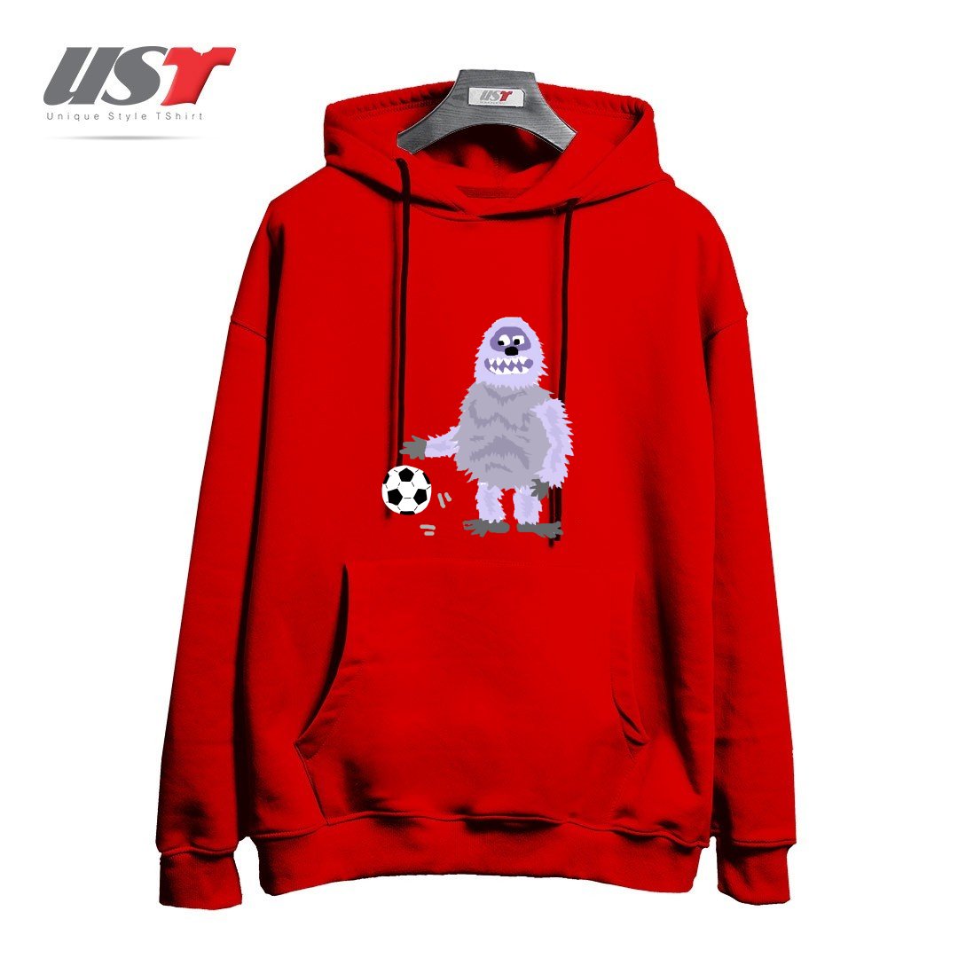 هودی اورسایز طرح FUNNY ABOMINABLE SNOWMAN PLAYING SOCCER