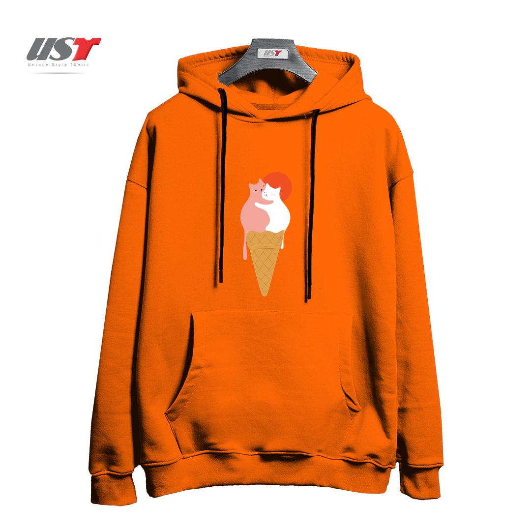 طرح STRAWBERRY HUG VANILLA هودی اورسایزرنگ نارنجی