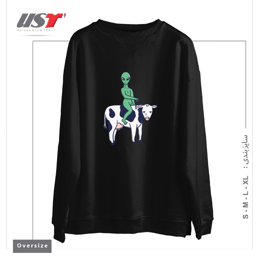 طرح ALIEN RIDING A COW سوییشرت اورسایزرنگ مشکی