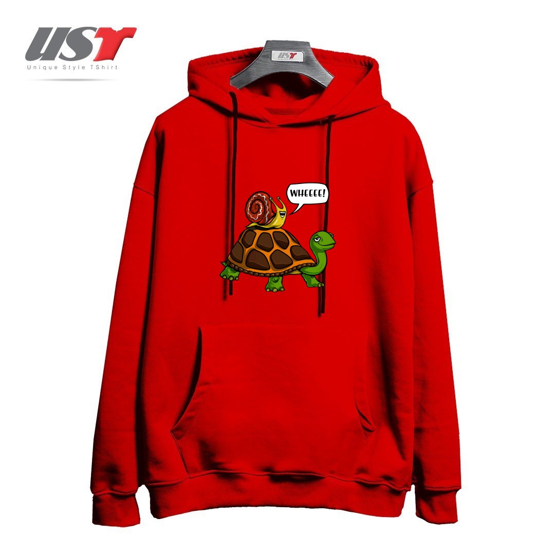 طرح SNAIL RIDING TURTLE هودی اورسایزرنگ قرمز