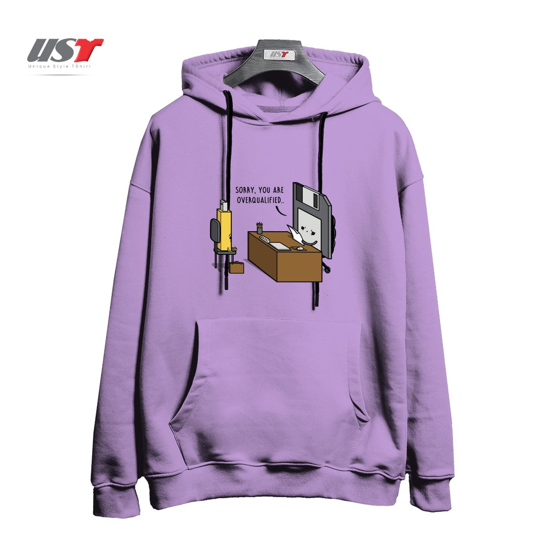 طرح OVERQUALIFIED! هودی اورسایزرنگ یاسی