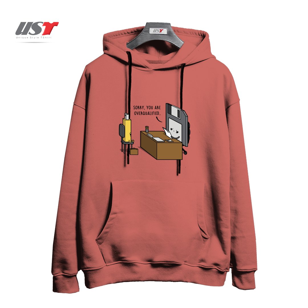 طرح OVERQUALIFIED! هودی اورسایزرنگ آجری