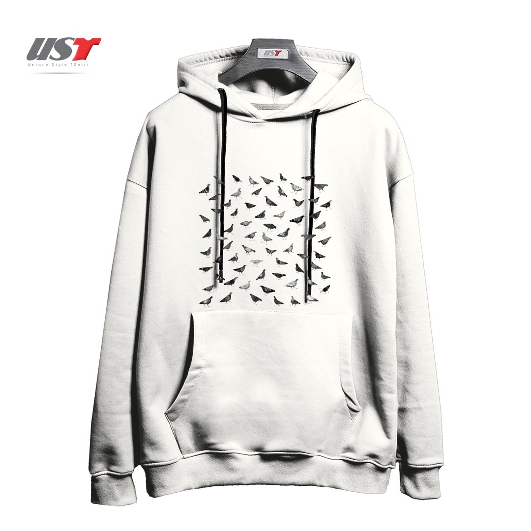 طرح PIGEONS DOING PIGEON THINGS هودی اورسایزرنگ سفید