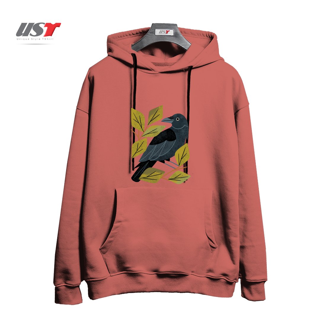 طرح PERCHING RAVEN هودی اورسایزرنگ آجری