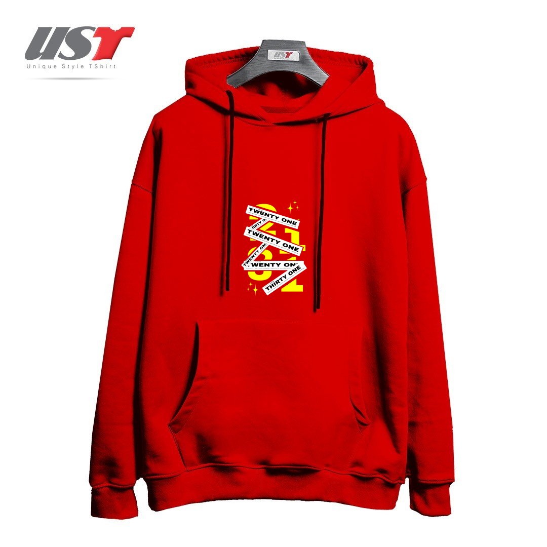 طرح typography 34 هودی اورسایزرنگ قرمز