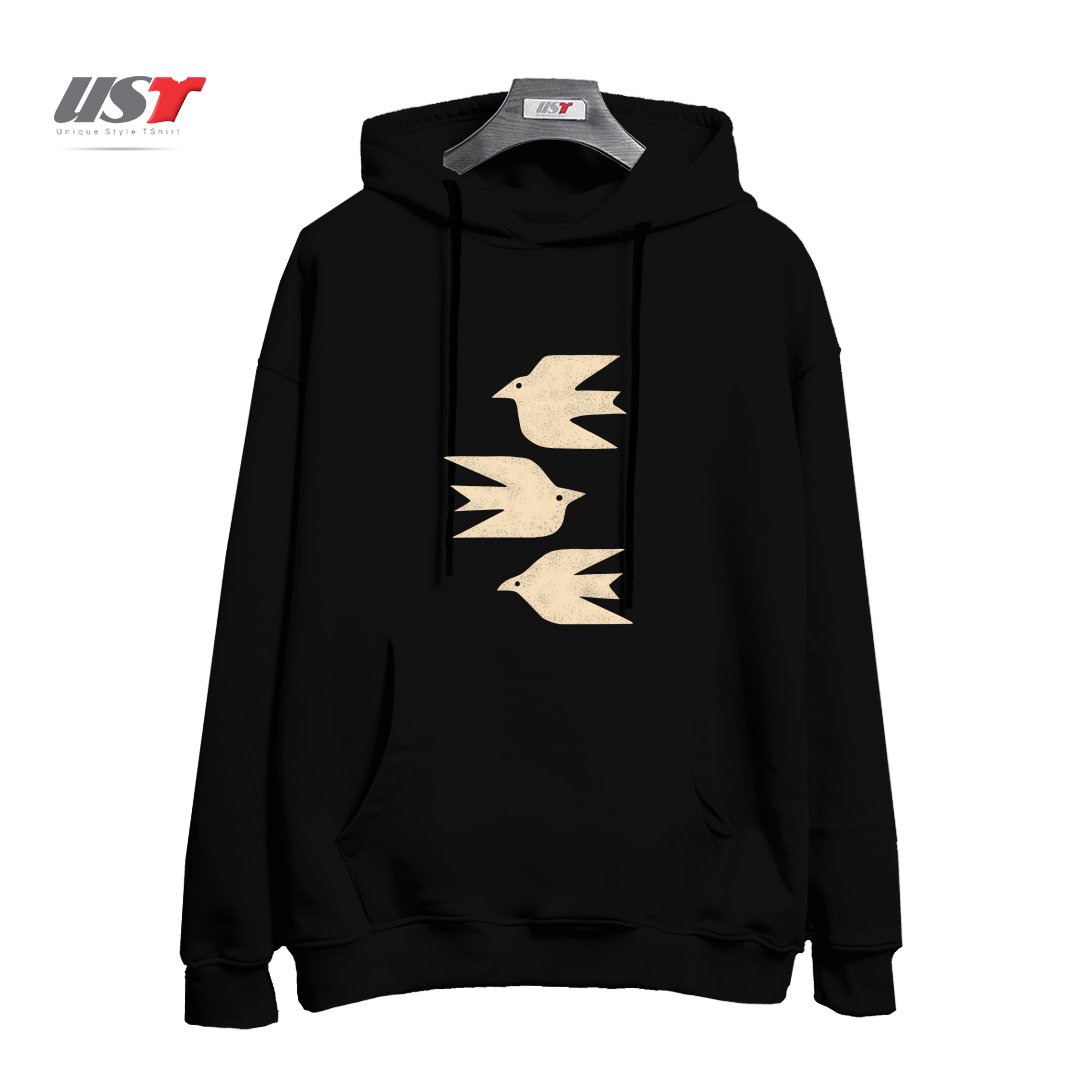 طرح DOVES IN FLIGHT هودی اورسایزرنگ مشکی