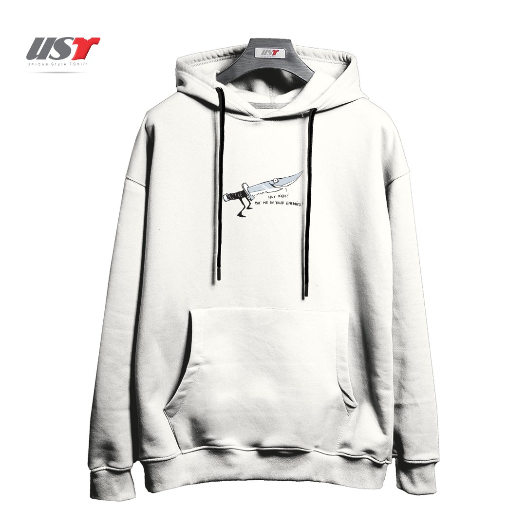 طرح STABBY MCKNIFE هودی اورسایزرنگ سفید