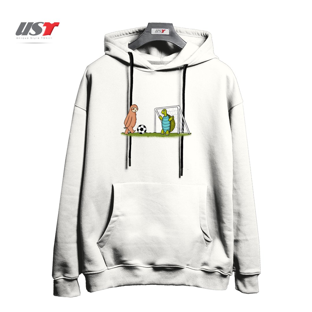 طرح SLOTH AND TURTLE FOOTBALL هودی اورسایزرنگ سفید