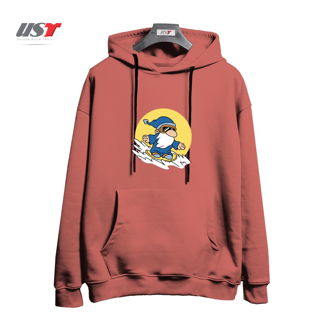 طرح GNOME ON SNOWBOARD هودی اورسایزرنگ آجری