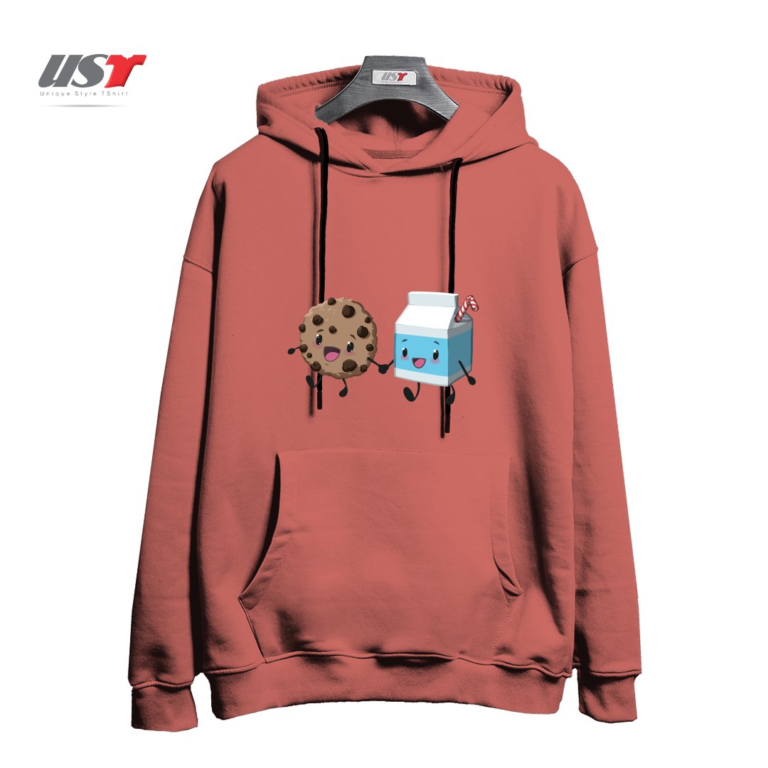 طرح COOKIES & MILK هودی اورسایزرنگ آجری