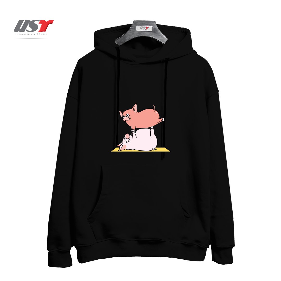 طرح ACROYOGA PIG هودی اورسایزرنگ مشکی