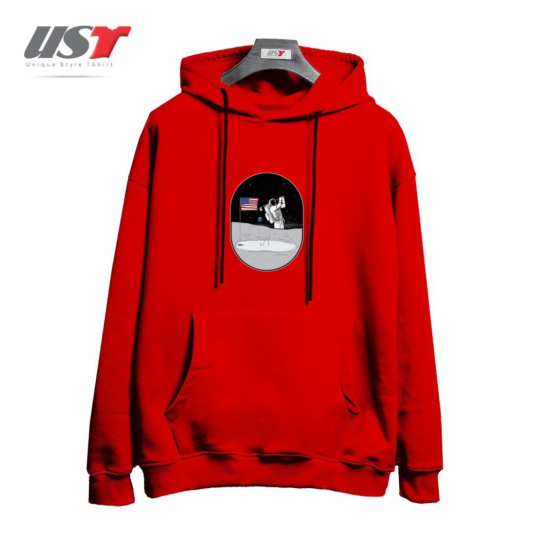 طرح MOON MAN BIRDIES IN SPACE هودی اورسایزرنگ قرمز